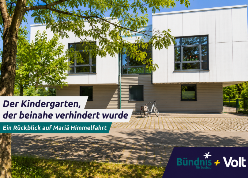 Kinderhaus Mariä Himmelfahrt in Dachau mit Fahrrad vor dem Gebäude und der Überschrift „Der Kindergarten, der beinahe verhindert wurde“
